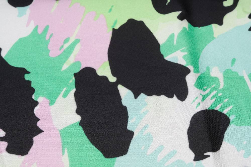Stylebreaker Halstuch mit Tropic Leo Muster Jubiläumsangebot