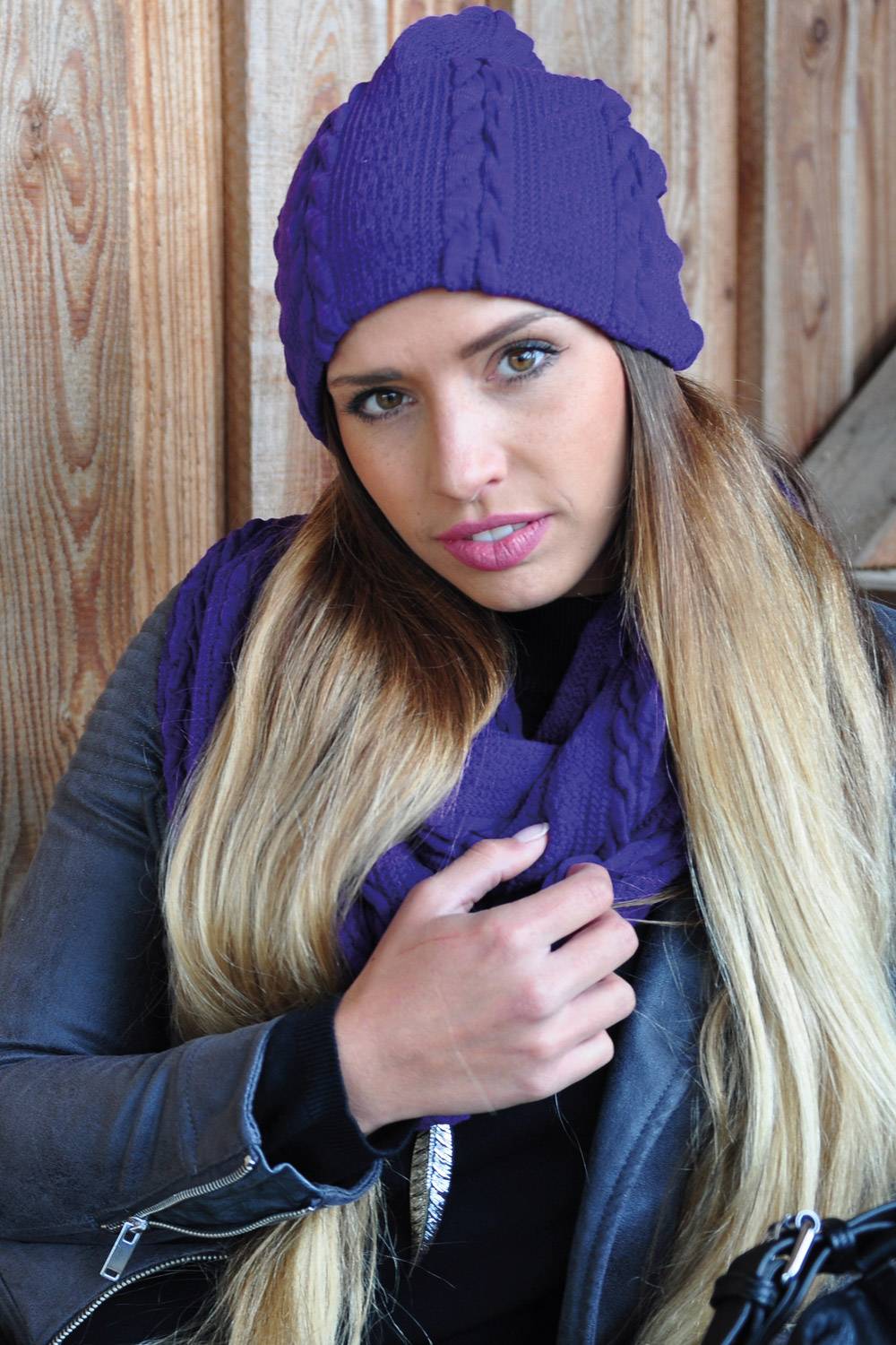 Stylebreaker Feinstrick Loop mit Zopfmuster Riesige Rabatte