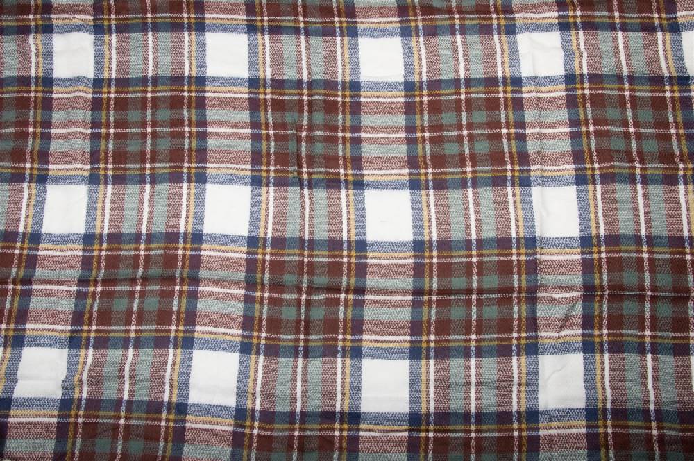 Stylebreaker XXL Deckenschal mit schottischem Tartan Plaid Karo Muster Muttertagsangebot
