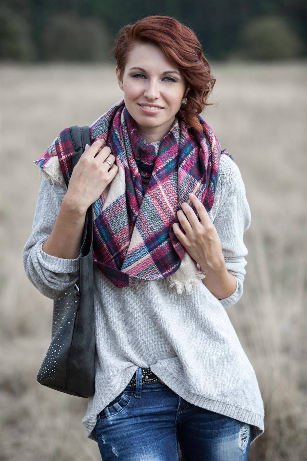 Stylebreaker XXL Deckenschal mit schottischem Tartan Plaid Karo Muster Muttertagsangebot