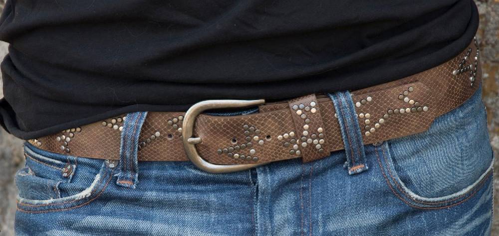 Stylebreaker Gürtel mit Nieten in Sternform Heißer Verkauf