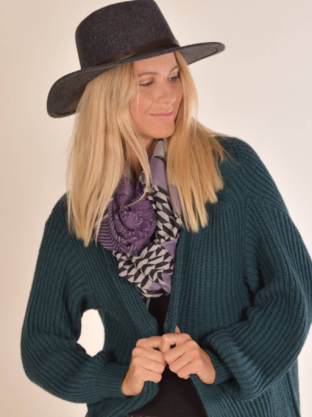 Stylebreaker Loop Schal Zick-Zack Paisley Muster Mix Zeitlich begrenztes Angebot